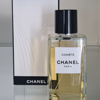 Comète von Chanel