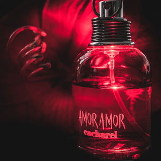 Amor Amor - Cacharel