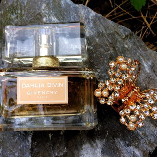 Dahlia Divin Eau de Parfum Nude - Givenchy