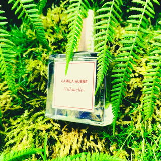 Villanelle Allegorical Woods (Eau de Parfum) von Kamila Aubre