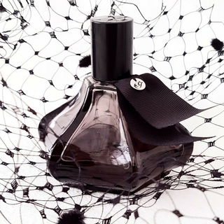 Stephen Jones - Comme des Garçons