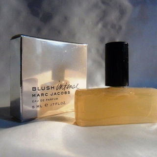 Blush Intense von Marc Jacobs