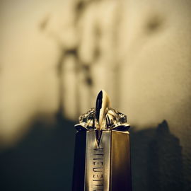 Alien Goddess (Eau de Parfum Intense) - Mugler