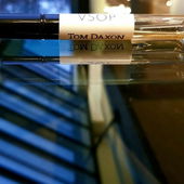 Reiseflakon im Museum (by CharlAmbre)