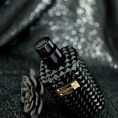 Shaped through Light and Shadows... (von Tais)