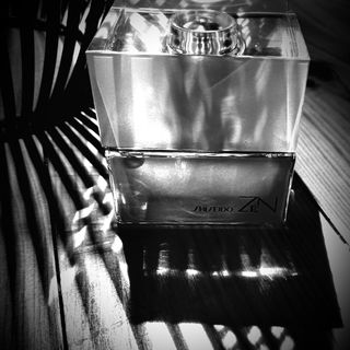 Zen (2007) (Eau de Parfum) - Shiseido