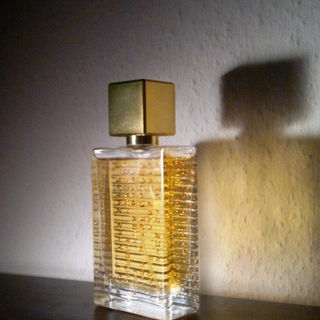 Cinéma (Eau de Parfum) by Yves Saint Laurent