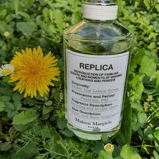 Under The Lemon Trees von Maison Margiela