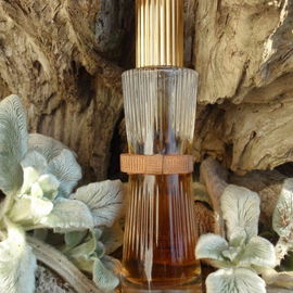 Youth Dew Amber Nude - Estēe Lauder