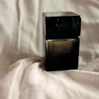 Orchidée Rouge (Extrait de Parfum) by Sora Dora