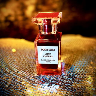 On the Beach - Louis Vuitton