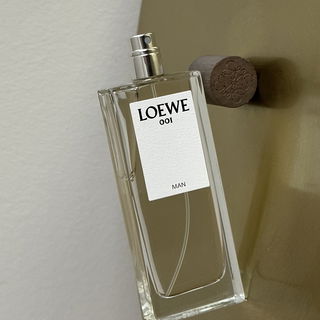 001 Man (Eau de Parfum) by Loewe
