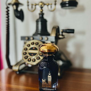 London (Extrait de Parfum) von Widian / AJ Arabia