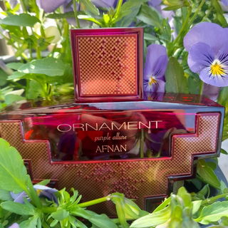 Ornament Purple Allure von Afnan Perfumes
