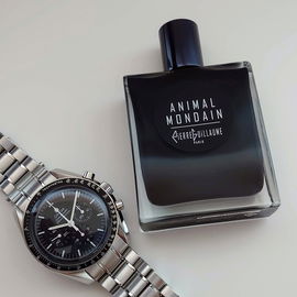Animal Mondain - Pierre Guillaume an Omega Speedmaster Professional