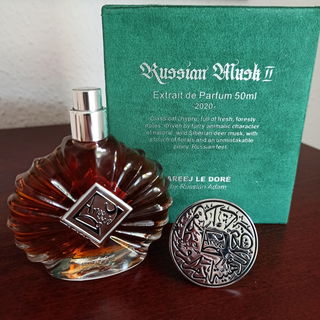 Russian Musk II von Areej Le Doré