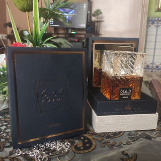 Khamrah / خمرة by Lattafa