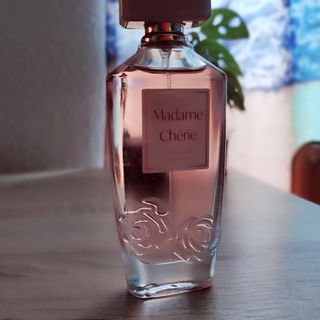 Madame Chérie - Câline