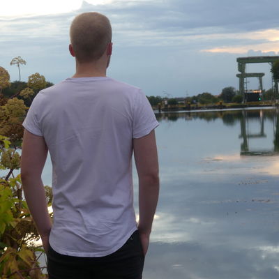 Niklas2808