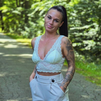 Caro0