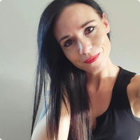 Anika09