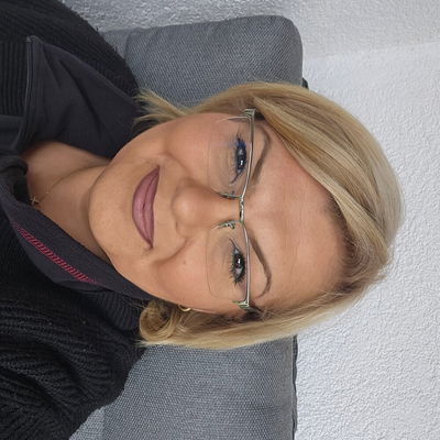 VickyFell81